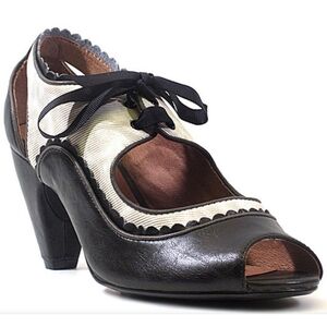 Chelsea Crew Mascot Shoes